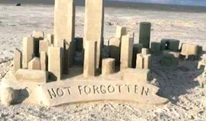 9/11 sand scupture on Daytona Beach / Headline Surfer®