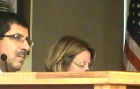 NSB City Manager Pam Brangaccio hiding / Headline Surfer