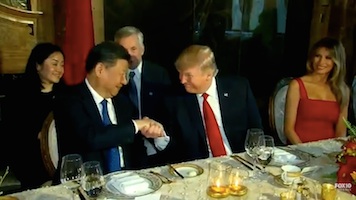 Chinese President Xi JinPing has dinner in Florida with President Trump / Headline Surfer