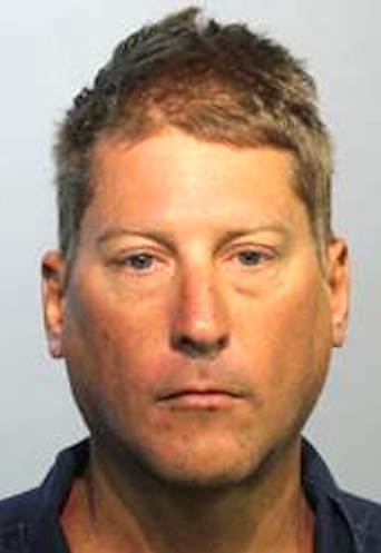 Sanford cops ask public;s help in finding this suspected armd bank robber, Rod Beaton / Headline Surfer®