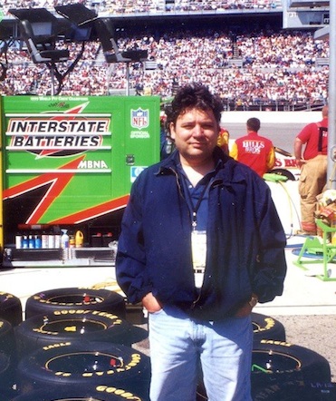 Henry Frederick, reporter for Daytona Beach News-Journal, 2001 at Daytona 500 / Headline Surfer