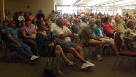 Angry residents at annexation meeting in New Smyrna Beach / Headline Surfer