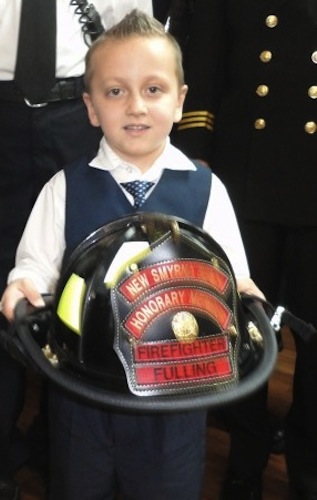 Cameron Fulling, 6-year-old honorary New Smyrna Beach firefighter, has malignant cancer / Headline Surfer®