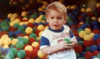 Mark Severance's son, Kyle, killed at a young age on Father's Day / Headline Surfer