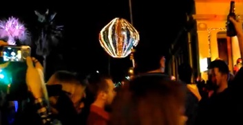 The ball drops to rng in 2013 on Main Street in Daytona / Headline Surfer®
