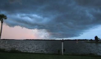 Mosquito Lagoon in Oak Hill, Florida / Headline Surfer