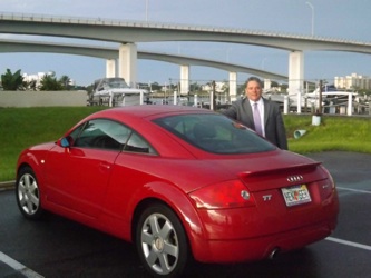 Henry Frederick with his Audi TT near the International Speedway Bridge in Daytona / Headline Surfer