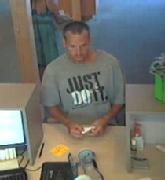 Unidentified robber at TD Bank in New Smyrna Beach passes robbery note