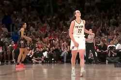 Caitlin Clark aggravates groin injury / Headline Surfer