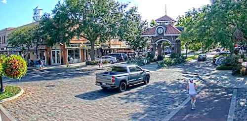 Downtown Winter Garden street cam / Headline Surfer