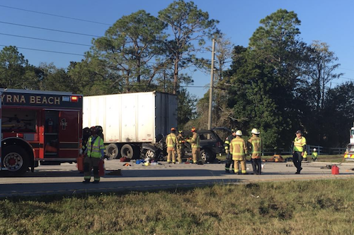 Major crash on State Road 44 in New Smyrna Beach / Headline Surfer