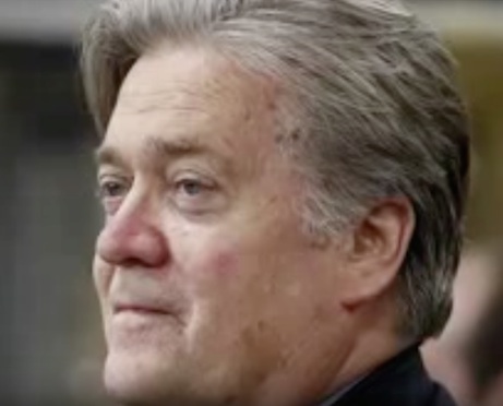 Steve Bannon fired from Trump hite House / Headline Surfer