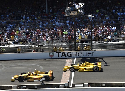 Ryan Hunter-Reay beats Helio Castroneves to checkered flag in 2nd closest Indy 500 / Headline Surfer®