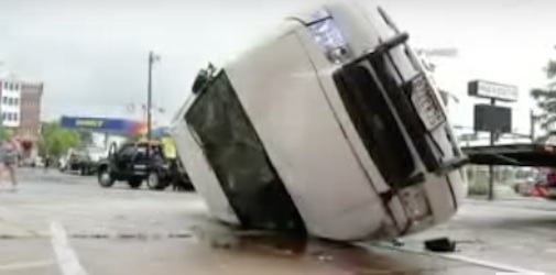 Tornado rips through Salisbury, MD / Headline Surfer