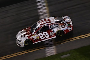Harvick wins Sprint Unlimited / Getty Images / Headline Surfer