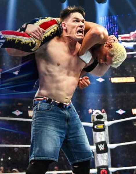 John Cena vs Cody Rhodes / Headline Surfer