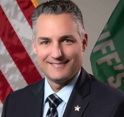 Sheriff Dennis Lemma / Headline Surfer